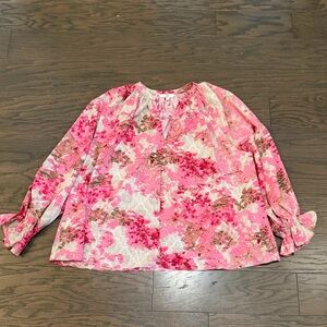Entro Long Sleeve Floral Print Button Down Top Size Medium